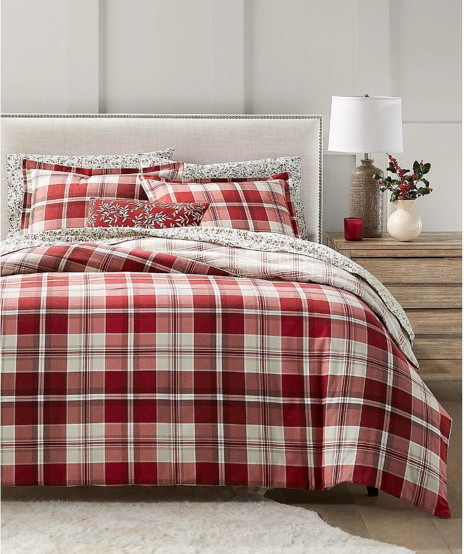 Crimson Cardinal WN2102072CL Duvet Cover Set main image 0