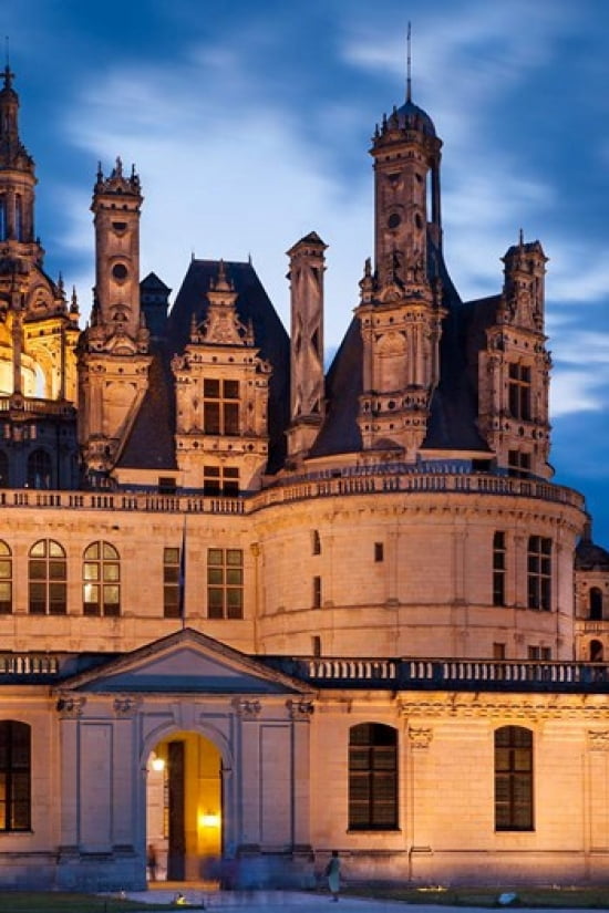 Chateau Chambord Loire Valley Canvas Art - Brian Jannsen DanitaDelimont (18 x 26)