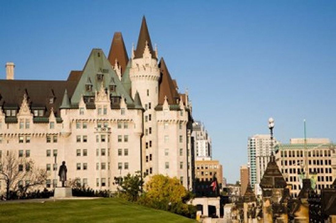 Chateau Laurier Hotel in Ottawa Canvas Art - Kristin Piljay DanitaDelimont (26 x 18)