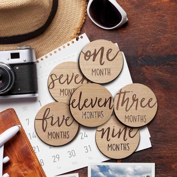 CheAAlet Wooden Baby Growth Month Card, Double-Sided Pregnancy Record Card, Gender-Neutral Baby Milestone Cards, Wood Product for Baby Photo Prop