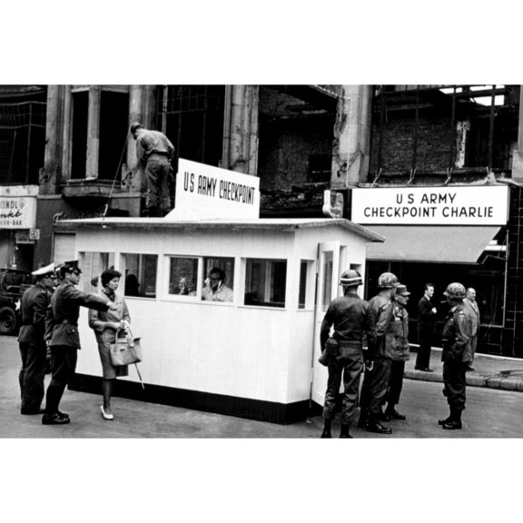 Checkpoint Charlie At The Berlin Wall History (24 x 18)