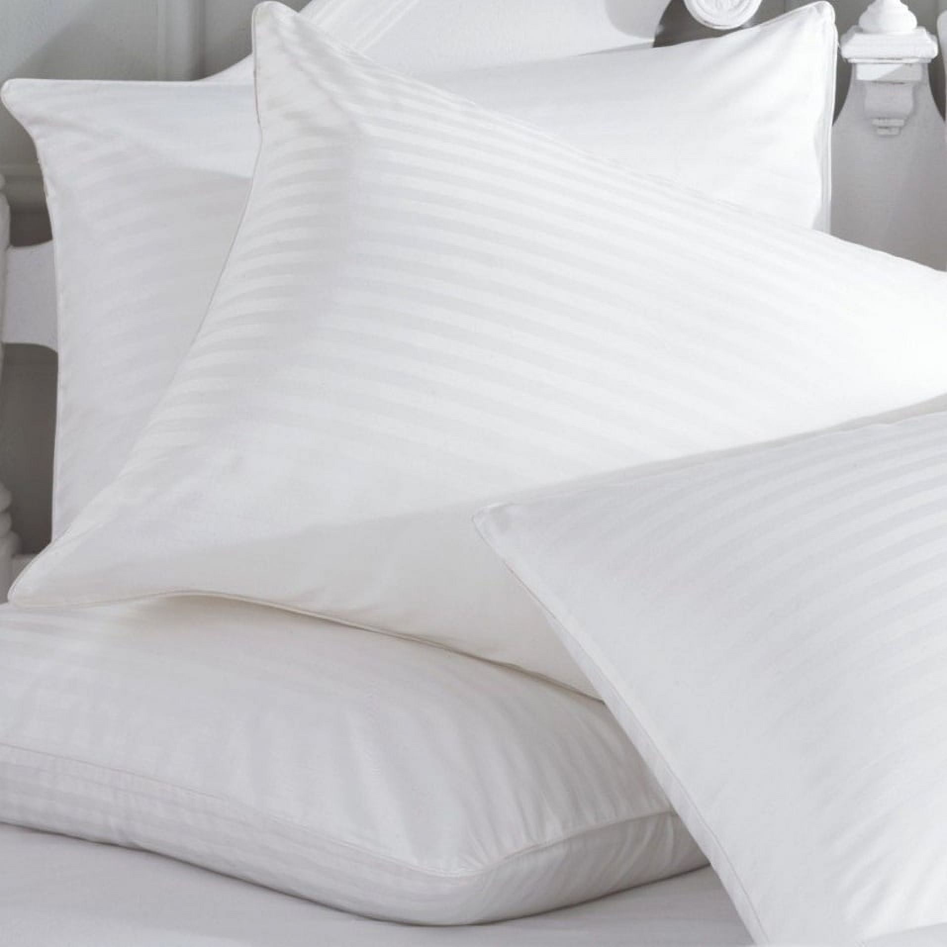 King Size White Polyester Hypoallergenic Down Alternative Pillow