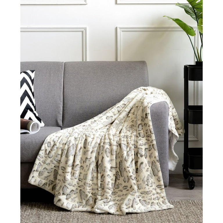 Cheer Collection Animal Print 60 x 70 Inches Reversible Throw Blanket Size 60 X 70 Color White
