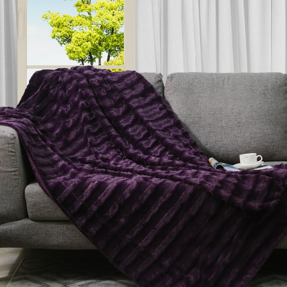 Cheer Collection Faux Fur to Microplush Reversible Throw Blanket