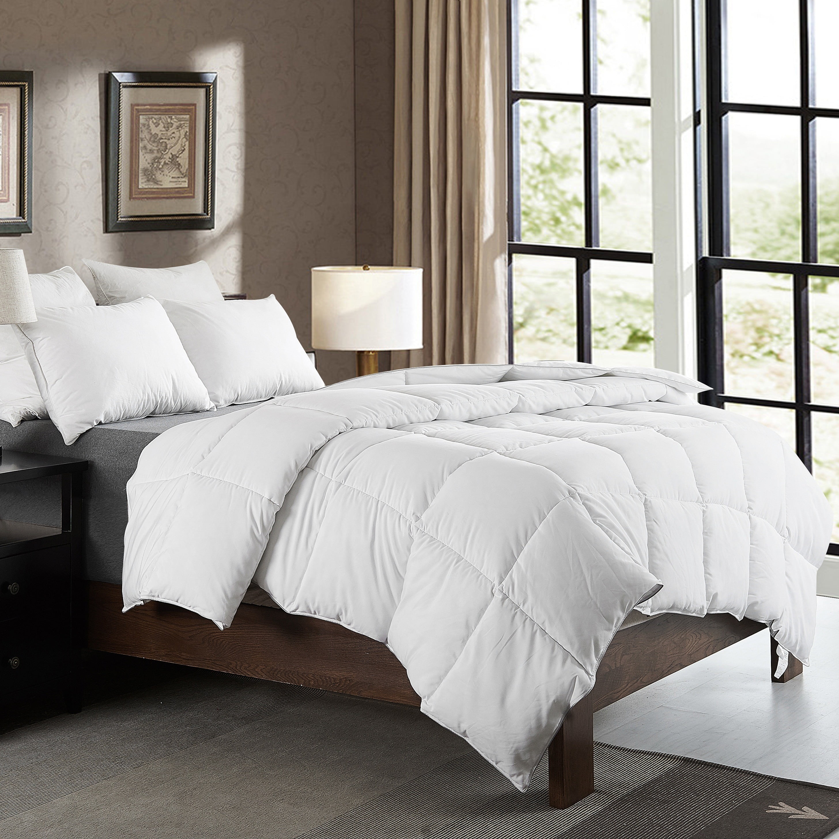 Queen White Microfiber Down Alternative Comforter
