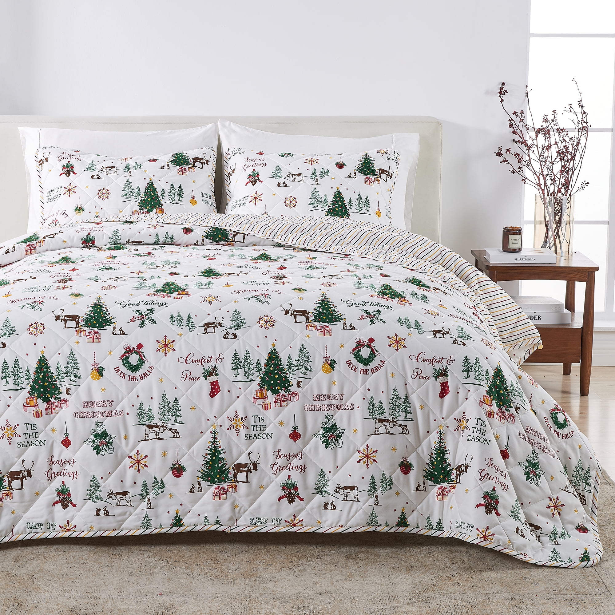 Cheerful Holiday Reversible King / California King Quilt Set with Shams