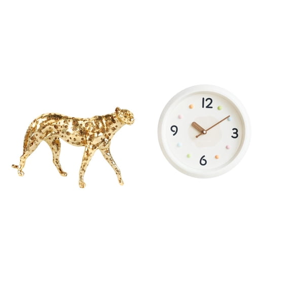 Cheetah Figurine Wall Clock Sculpture Modern Resin Material Perfect for Office Living Room or Hotel Decor