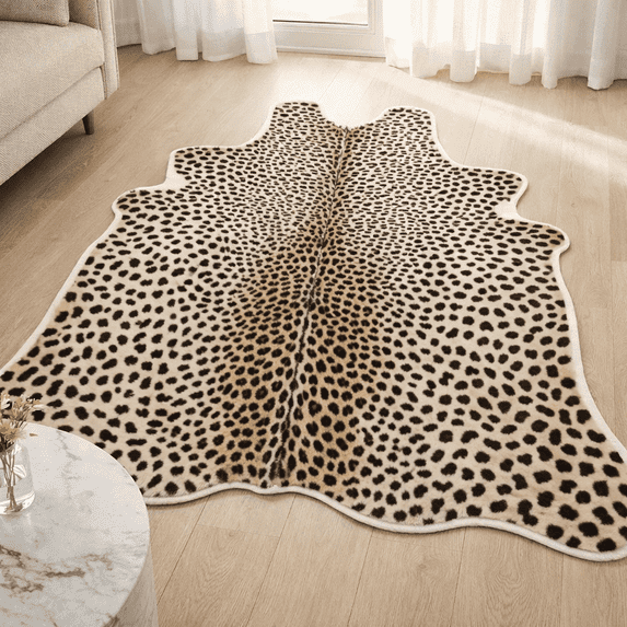 VALOMENE Cheetah Print Area Rug, 5.7' x 7' Faux Fur Leopard Skin Rug, Soft Shaggy Animal Print Carpet for Living Room, Bedroom, Office Decor