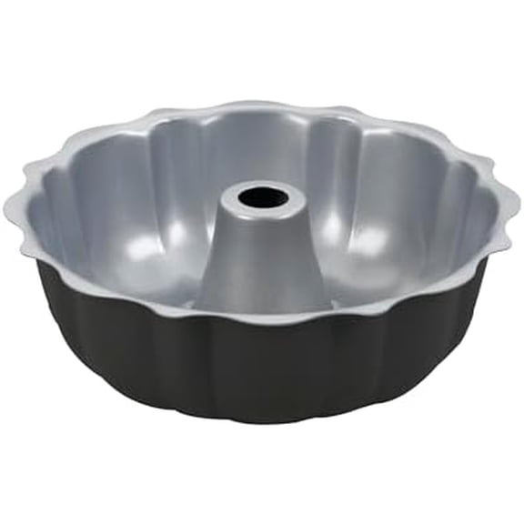 Chef's Classic Nonstick Bakeware 9-1/2-Inch Fluted Cake Pan,Silver