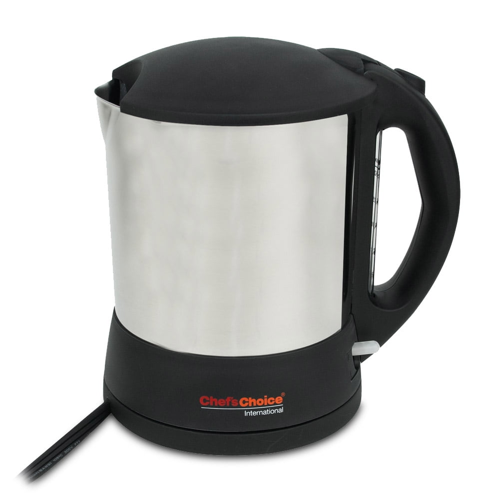 Easily prepare boiling water in minutes with the Chef'sChoice Cordless  Compact Electric Kettle. This lightweight, compact tea kettle features a  one-quart capacity. It's perfect for preparing boiling water for tea,  coffee, hot