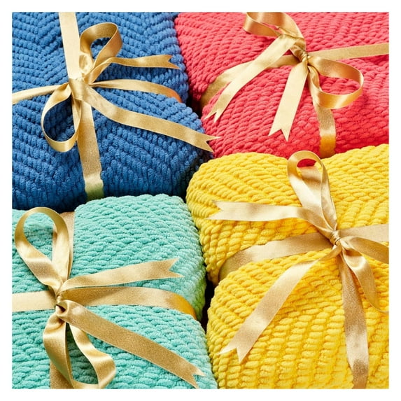 Chen xin Premium Textured Knit Throw Blanket with Tassels - Soft, Cozy Blanket for Couch, Bed, Living Room - 50" x 65” - Holiday