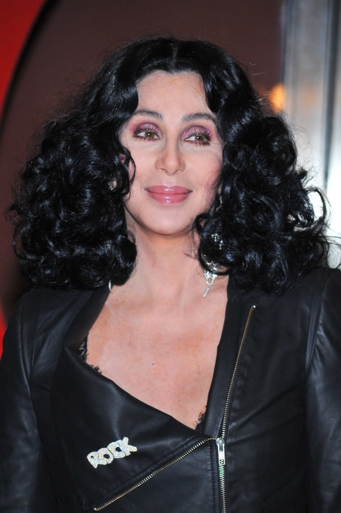 Cher At Arrivals For Glamour Woman Of The Year Awards Canvas Art - (16 x 20)