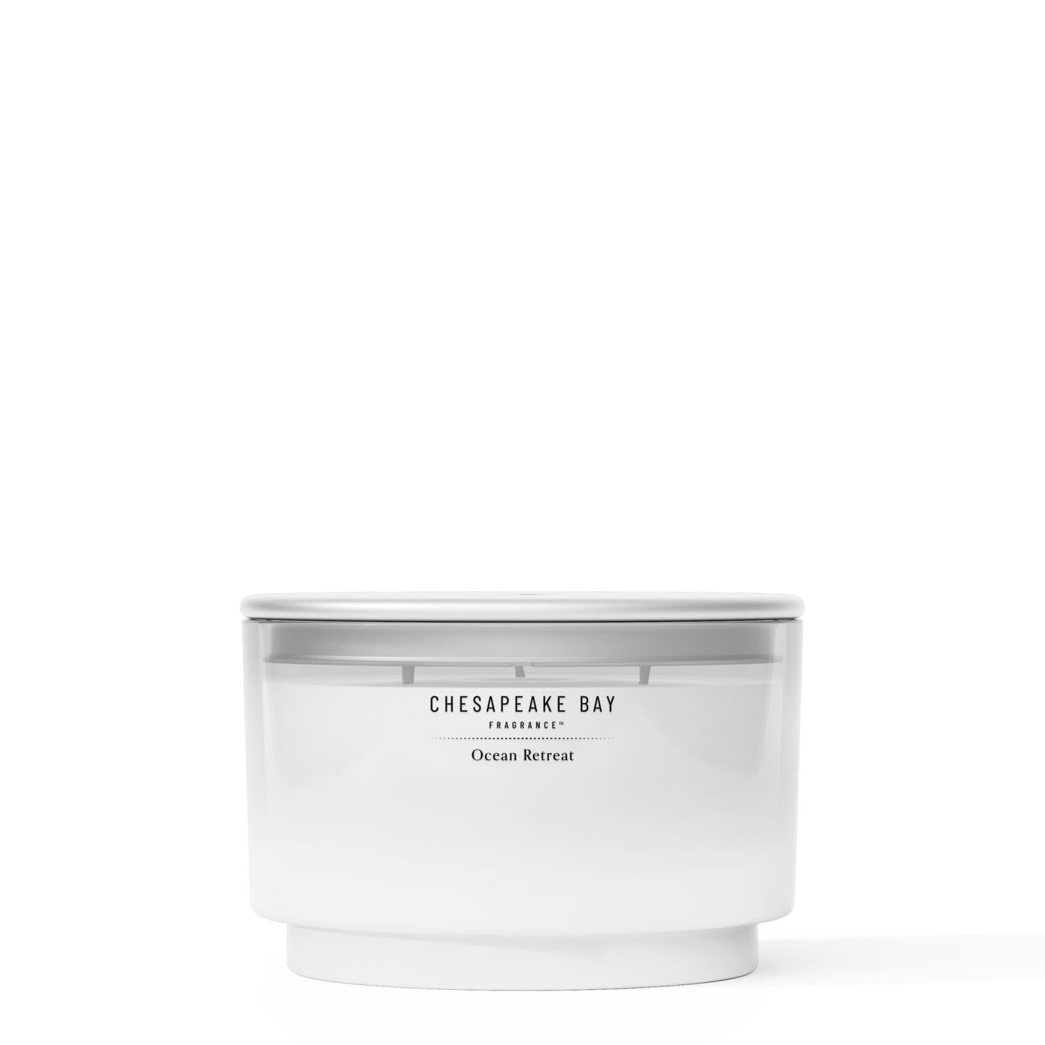 Chesapeake Bay Candle 14.5oz | Ocean Retreat Scent |Exclusive Mood Evoking Fragrance |Sea Glass-Inspired Jar | Premium Soy Blend Wax with Essential Oils | Coastal Fragrance for Home Décor or Gifting