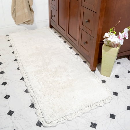 Chesapeake Crochet Ivory Bath Runner (22"x60")