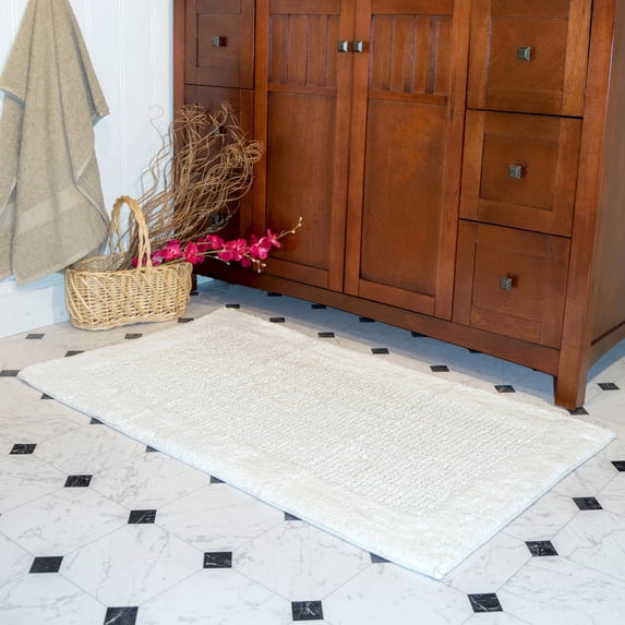 Chesapeake Naples 2pc Ivory Bath Rug Set (21"x34" &24"X40")
