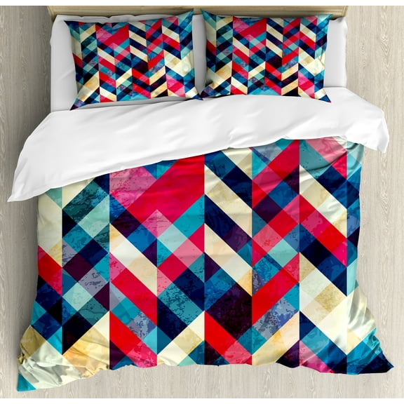 Chevron Duvet Cover Set, Zigzag Pattern Downward Parallel Lines Hipster Bohemian Style Grunge Illustration, Decorative 3 Piece Bedding Set with 2 Pillow Shams, King Size, Multicolor, by Ambesonne
