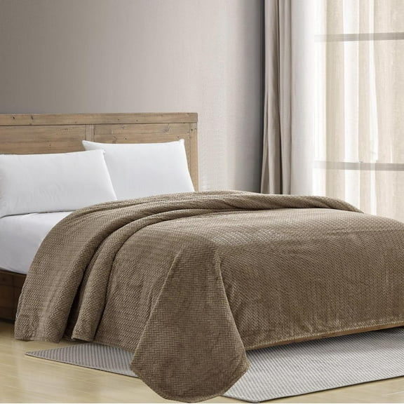 Chevron Reversible and Comfortable Braided Oversized Plush All Season Blanket, Queen, Taupe