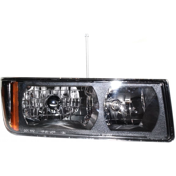 For Chevy Avalanche 1500/2500 2002 2003 2004 2005 Headlight Assembly Passenger Side | w/ Cladding | CAPA | Replacement For GM2503219, GM2503219C | 15077441, 15136537