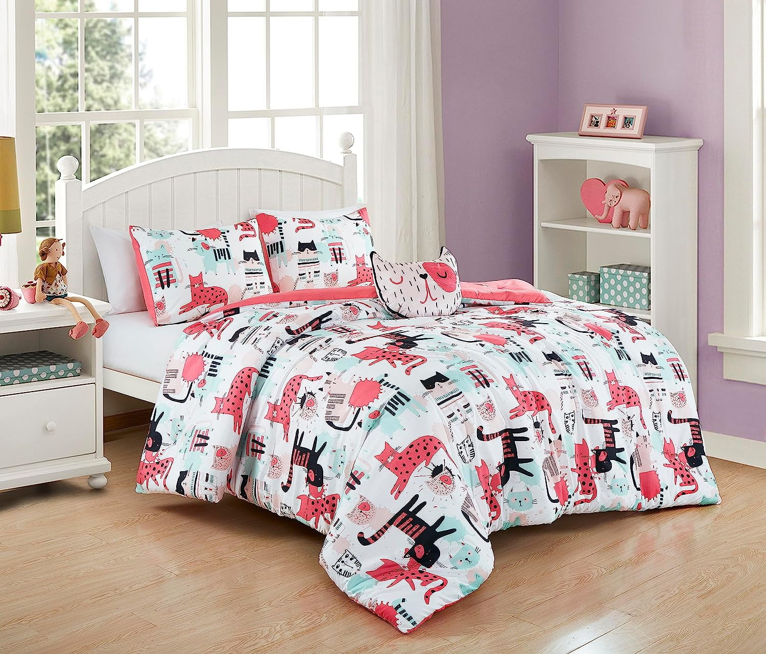 Whimsical Cartoon Cats Full/Queen Microfiber Comforter Set