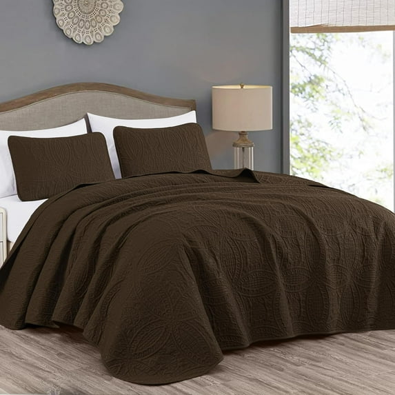 Chezmoi Collection Austin Queen Oversized Bedspread Set, 3-Piece Lightweight Microfiber Quilted Coverlet for All Seasons, Chocolate