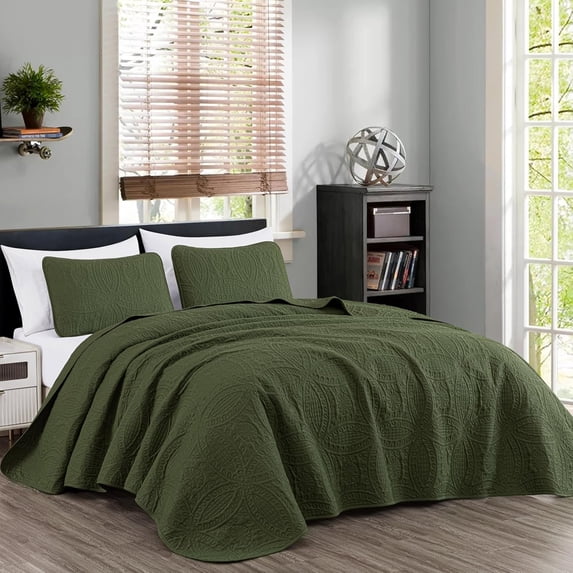 Chezmoi Collection Austin Queen Oversized Bedspread Set, 3-Piece Lightweight Microfiber Quilted Coverlet for All Seasons, Cypress Green