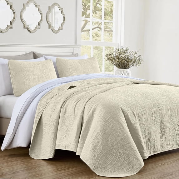Chezmoi Collection Austin Queen Oversized Bedspread Set, 3-Piece Lightweight Microfiber Quilted Coverlet for All Seasons, Ivory