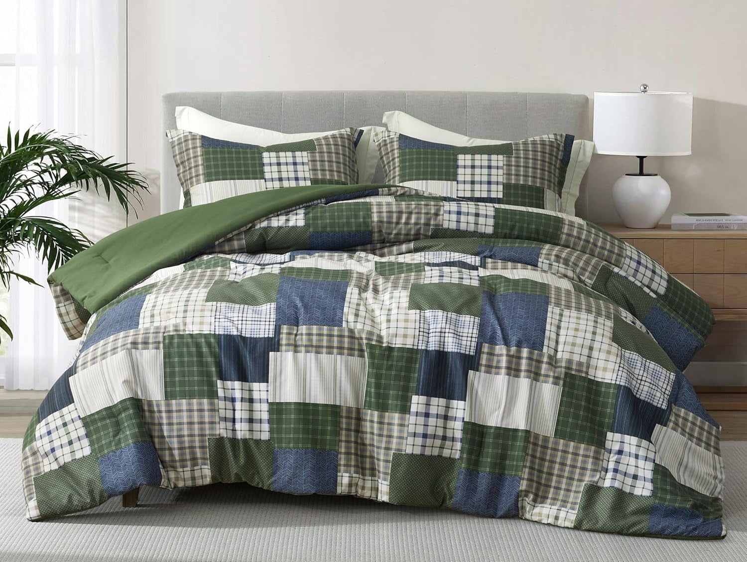 Chezmoi Collection Cedar 3-Piece Printed Patchwork Comforter Set, Green Navy Plaid Striped, Pre-Washed Microfiber Lightweight Reversible Bedding for All Seasons, Queen Size