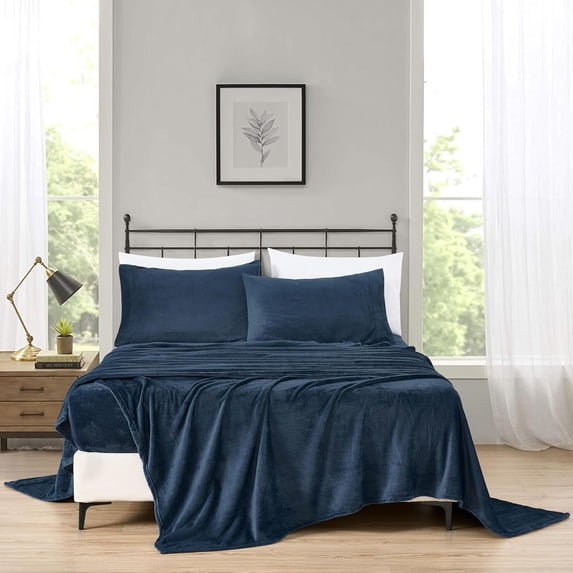 Chezmoi Collection Extra Soft Fleece Sheet Set King, 4-Piece Microplush Non-Pilling Velvety Bed Sheet, Deep Pocket - Lightweight All Season Warmth, King, Navy Blue