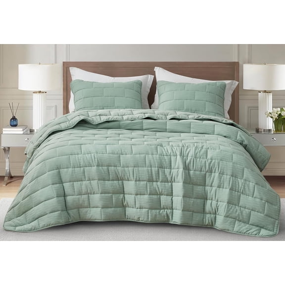 Chezmoi Collection George 3-Piece Jacquard Quilt Set King Size, Sage Green Textured Woven Lightweight Rectangle Quilted Bedspread for All Seasons (1 Quilt 108x96 inches, 2 Shams)