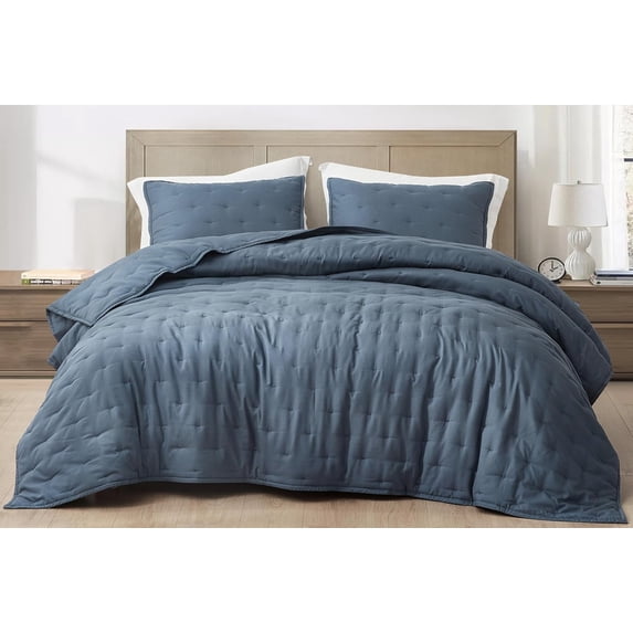 Chezmoi Collection Glen 3-Piece Crescent Stitched Quilt Set, Oversized King Size, Steel Blue, Rayon Derived from Bamboo & Polyester Blended, Soft Breathable Cooling Bedspread for Hot Sleepers