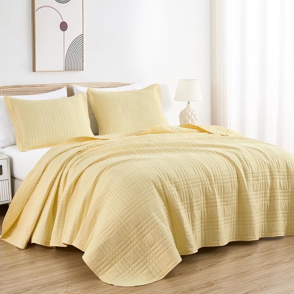 Chezmoi Collection Kingston Queen Size Bedspread Set, 3-Piece Pastel Yellow Oversized Quilted Microfiber Lightweight Bedspread Coverlet (100"x106")