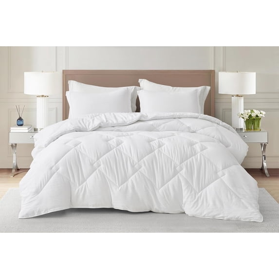 Chezmoi Collection Logan White Comforter Set King Size 3-Piece Lightweight Soft Stone-Washed Microfiber Bedding Set for All Season (1 Comforter 104x92, 2 Shams)