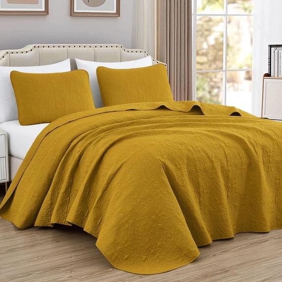 Chezmoi Collection Luca 3-Piece Oversized Bedspread Set, Queen Size, Mustard, Summer Quilt Lightweight Microfiber Bedspread 100 x 106, Floral Medallion Pattern Coverlet for All Season