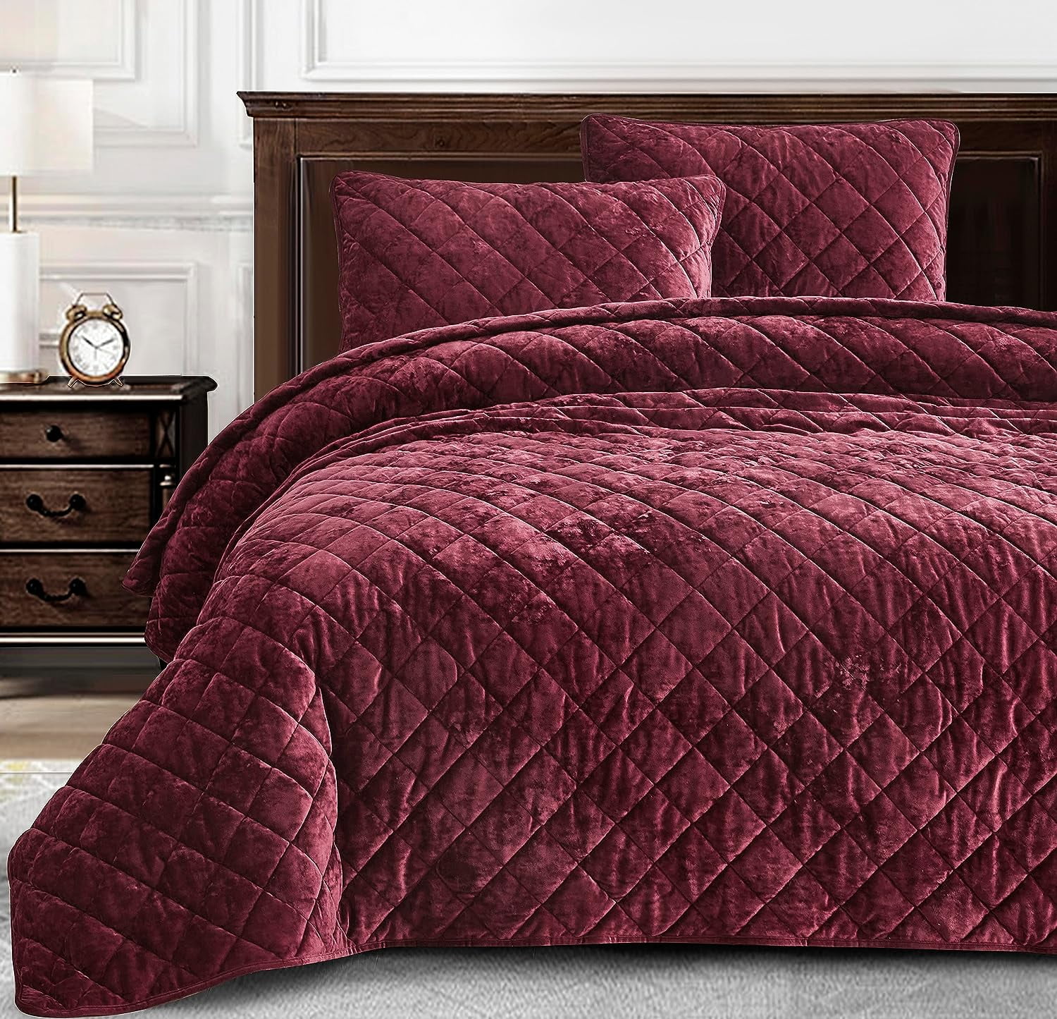 Chezmoi Collection Lux Burgundy Velvet Quilt King Set, 3-Piece Lush Plush Distressed Velvet Bedding All Season Lightweight Bedspread Brushed Microfiber Reverse with Diamond Stitch Quilting