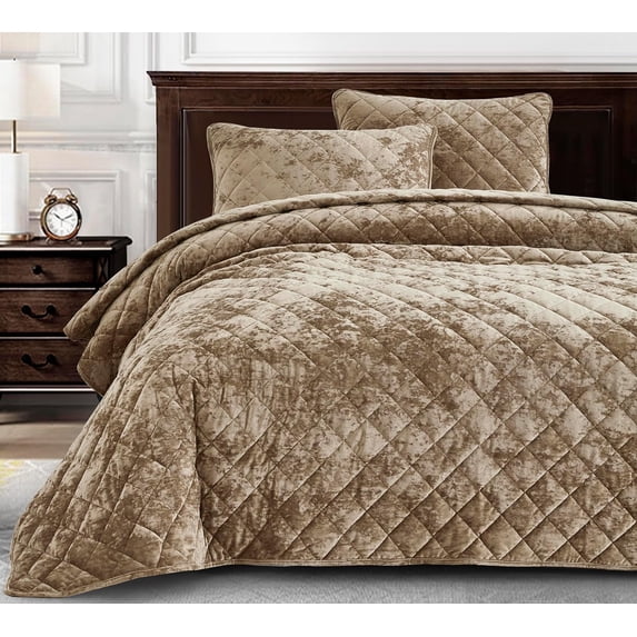 Chezmoi Collection Lux Tan Velvet Quilt Oversized King Set, 3-Piece Lush Plush Distressed Velvet Bedding All Season Lightweight Bedspread Brushed Microfiber Reverse with Diamond Stitch Quilting