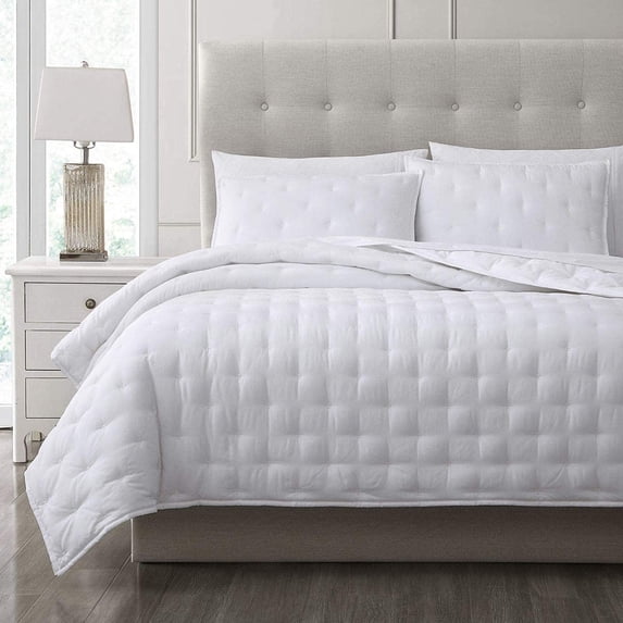 Chezmoi Collection Milo 3-Piece Soft Cooling Bamboo Fiber Cross-Stitch Quilted Coverlet Set (King, White)