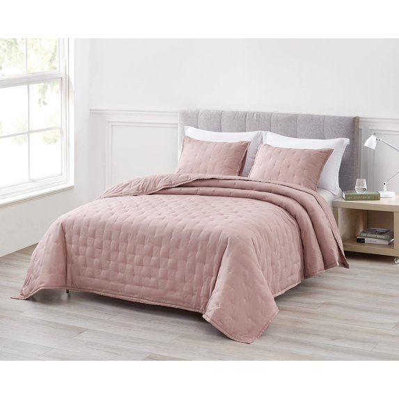 Chezmoi Collection Milo 3-Piece Soft Cooling Bamboo Fiber Cross-Stitch Quilted Coverlet Set (Queen, Woodrose)