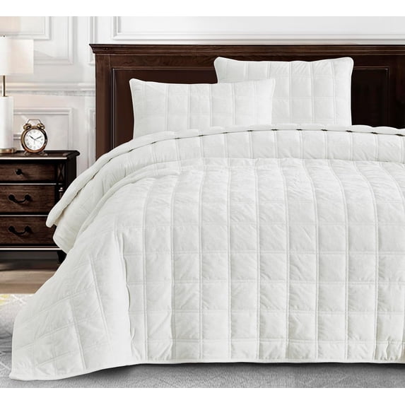 Chezmoi Collection Piers Cream White Velvet Quilt King Set, 3-Piece Lush Plush Distressed Velvet Bedding All Season Lightweight Bedspread, Brushed Microfiber Reverse with Double Square Stitch