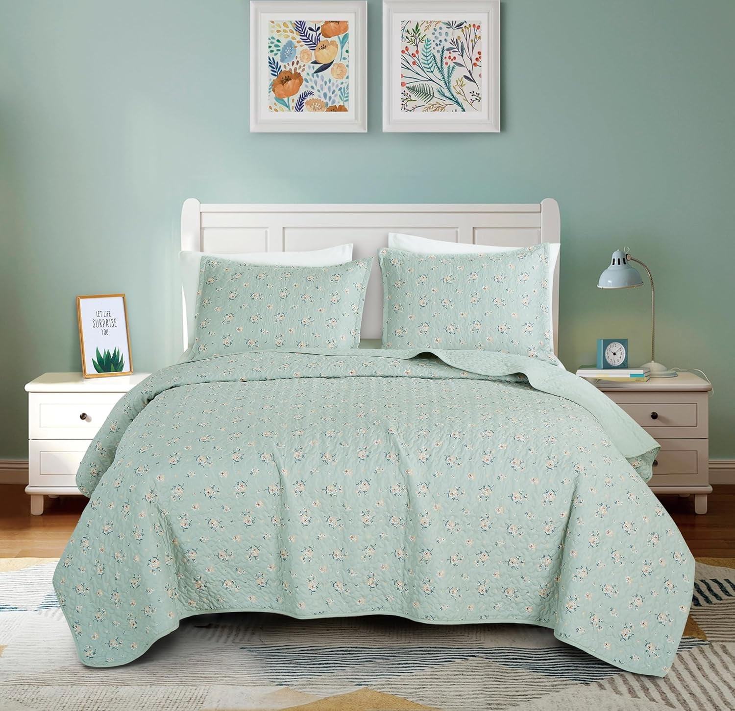Chezmoi Collection Thistle 2-Piece Tranquil Floral Quilt Set Twin, Soft Green White Floral Printed Microfiber Lightweight Bedspread Set for All season