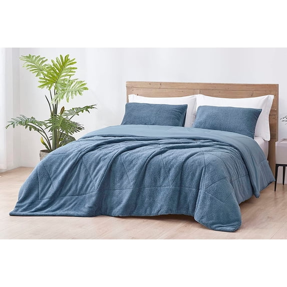 Chezmoi Collection Zane 3-Piece Sherpa Comforter Set, Triangle Quilting Reversible Washed Microfiber Bedding, Queen, Blue