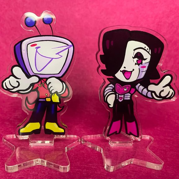 Chibi Robot Star and Companion Acrylic standee 15cm, Retro Game Fan Art Desk Decor, RANDOM 1 PACK Collectible Gift for