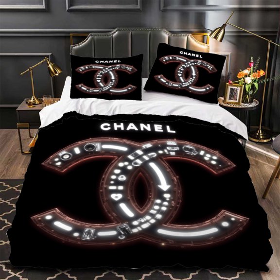 Chic 3-Piece Duvet Cover Set with Black and Red Design Modern Aesthetic Includes Matching Pillowcases Stylish Bedroom Decor