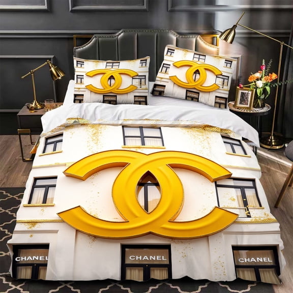Chic 3-Piece Duvet Cover Set with Luxurious Yellow Building Facade Pattern Perfect for Modern Bedrooms