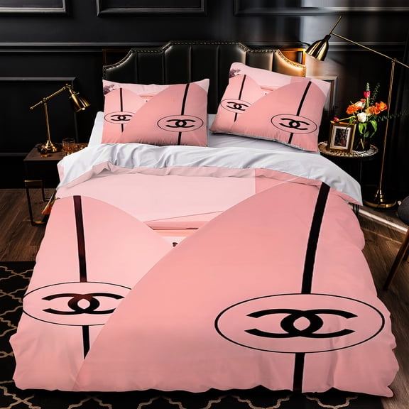 Chic 3-Piece Duvet Cover Set with on Pink Bedding - Stylish Modern Bedroom Decor