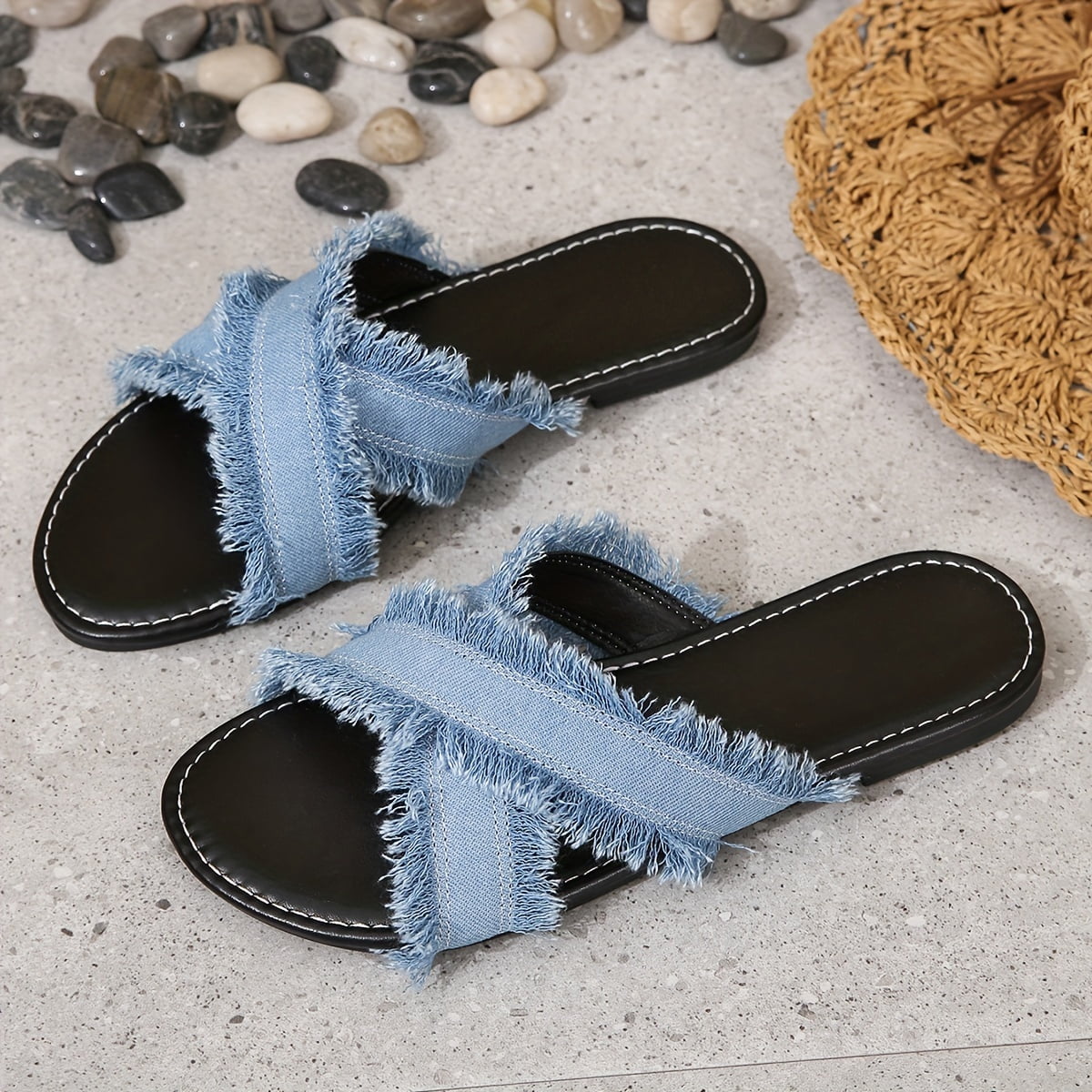 Chic Ankle Strap Kitten Heels - Elegant Pointed Toe, Comfortable for