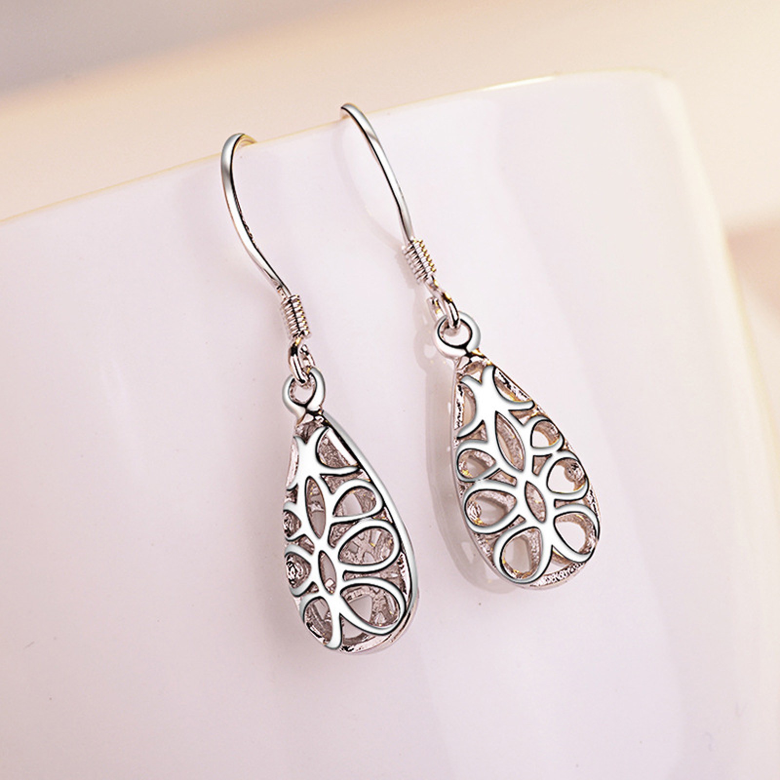 Chic Charm 2packs Earrings,Fashion Simple Hollow Earrings Temperament