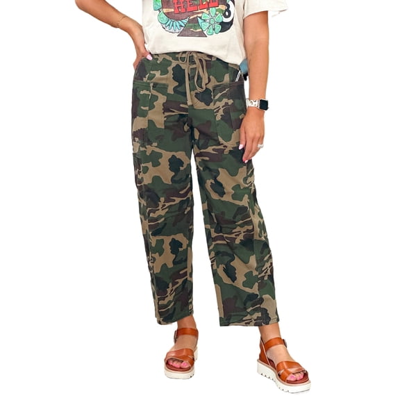 Chic Green Camo Print Wide Leg Jeans for Women – Stylish High Waist Barrel Fit for Autumn Outings, 14
