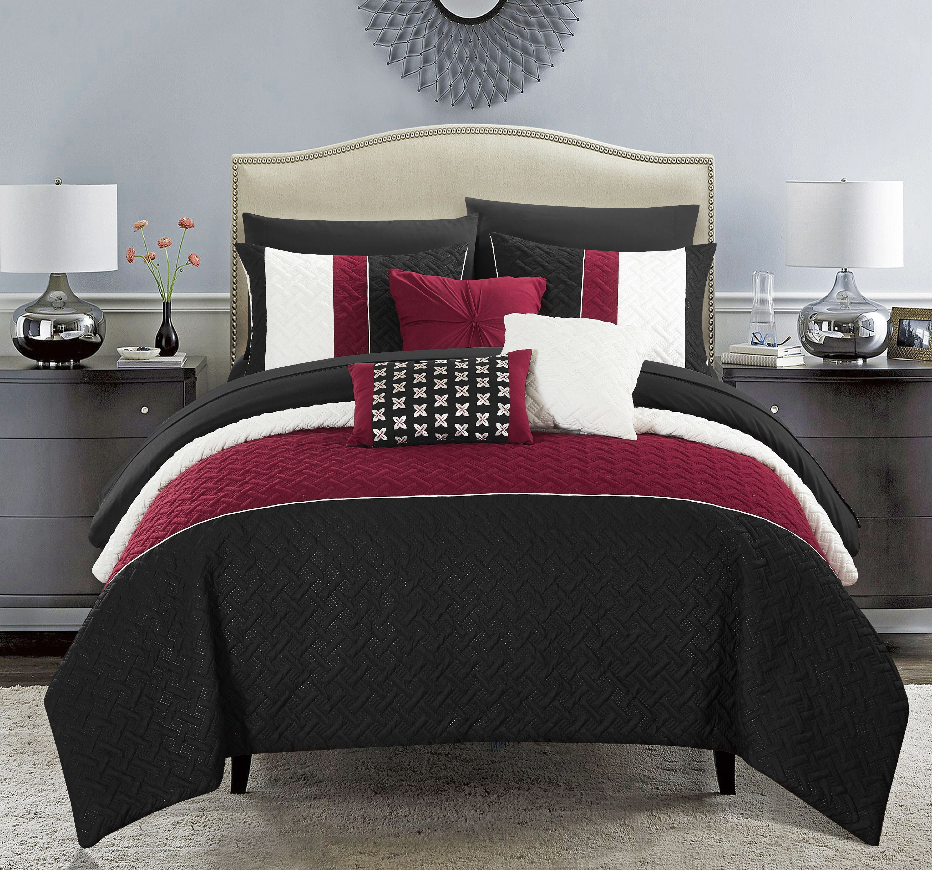 https://i5.walmartimages.com/seo/Chic-Home-Arza-10-Piece-Quilted-Embroidered-Comforter-Set-Queen-Black_dc77e953-3829-4afe-bfa7-a82805c48687_4.1d09291292817cb0f26eadfe40db6843.jpeg
