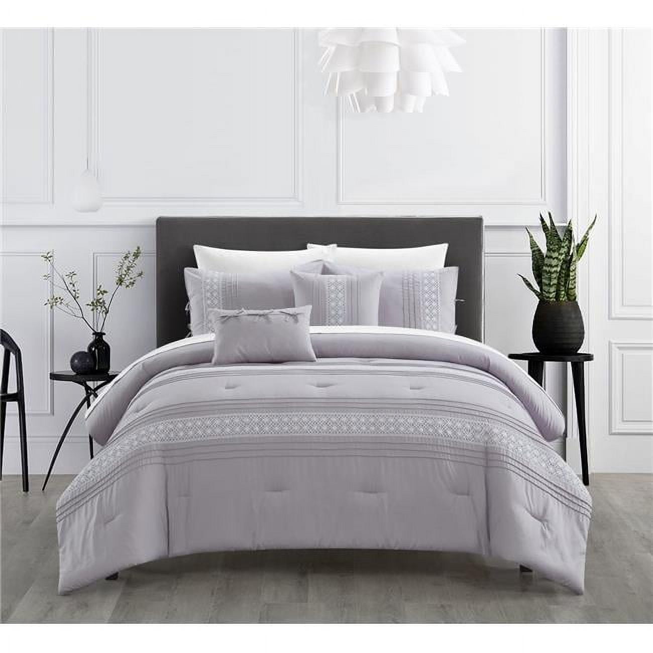 Lilac Quartet Quilted Blanket NCU0NT037