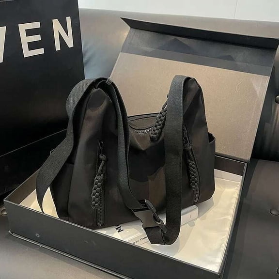 Chic Ladies' Big Nylon Handbag - Ideal for Daily Use, Autumn and Winter Seasonal Accessory